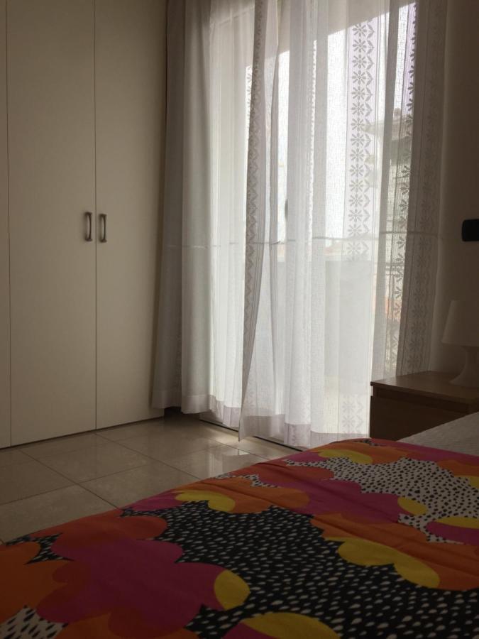 Aloe Beach Apartments, Ombrellone, Parcheggio E Uso Di Biciclette Gratis Rímini Exterior foto